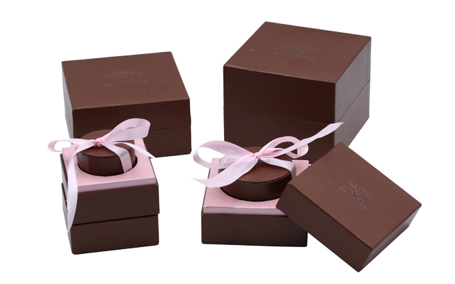 plastic box 27.jpg